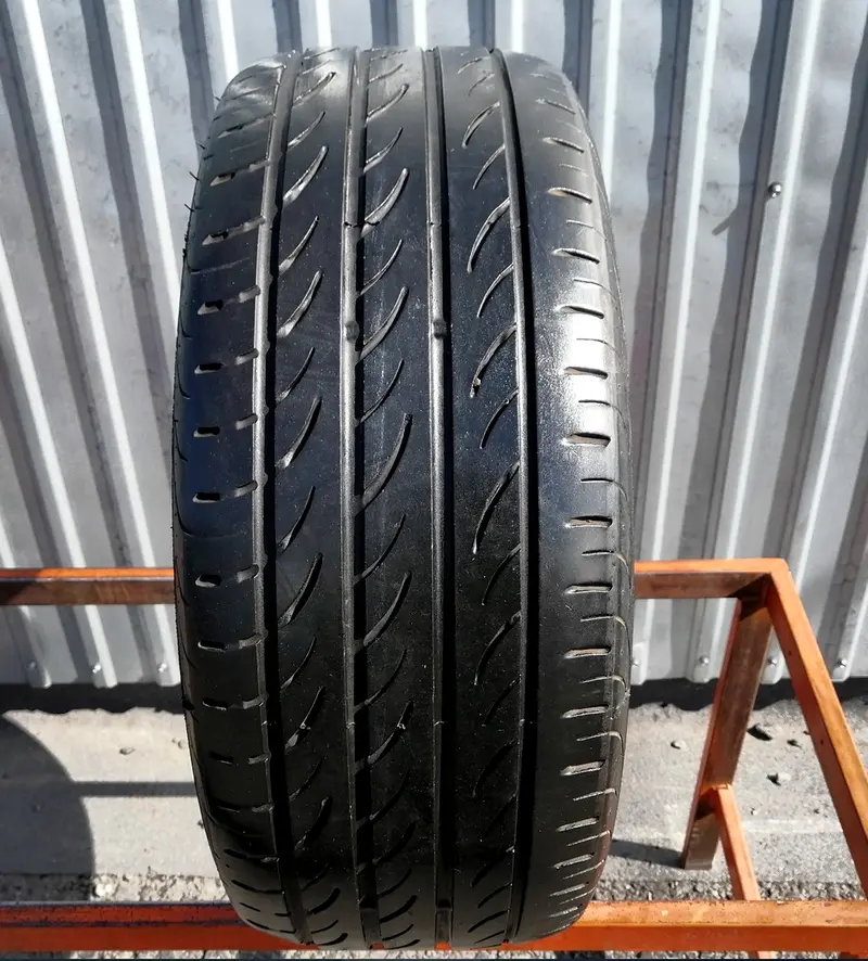 Б/у шина 255/40 R17 Pirelli P Zero Nero GT