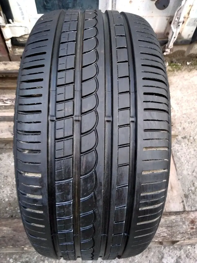 Б/у шина 255/40 R17 Pirelli P Zero Rosso, фото 1