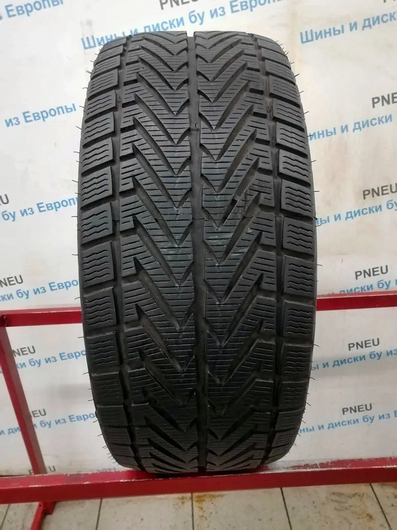 Б/у шина 255/40 R17 Vredestein Wintrac Xtreme