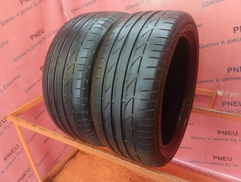 Пара б/у шин 255/40 R18 Bridgestone Potenza S001 RFT