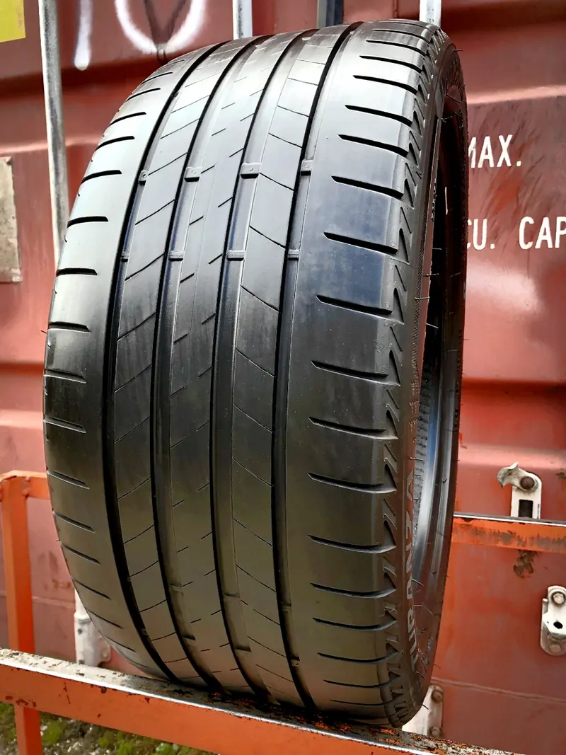 Б/у шина 255/40 R18 Bridgestone Turanza T005, фото 1