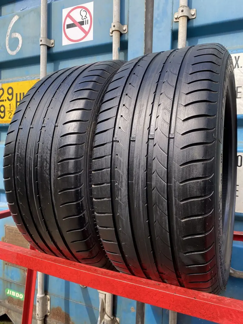 Пара б/у шин 255/40 R18 Goodyear EfficientGrip Run Flat