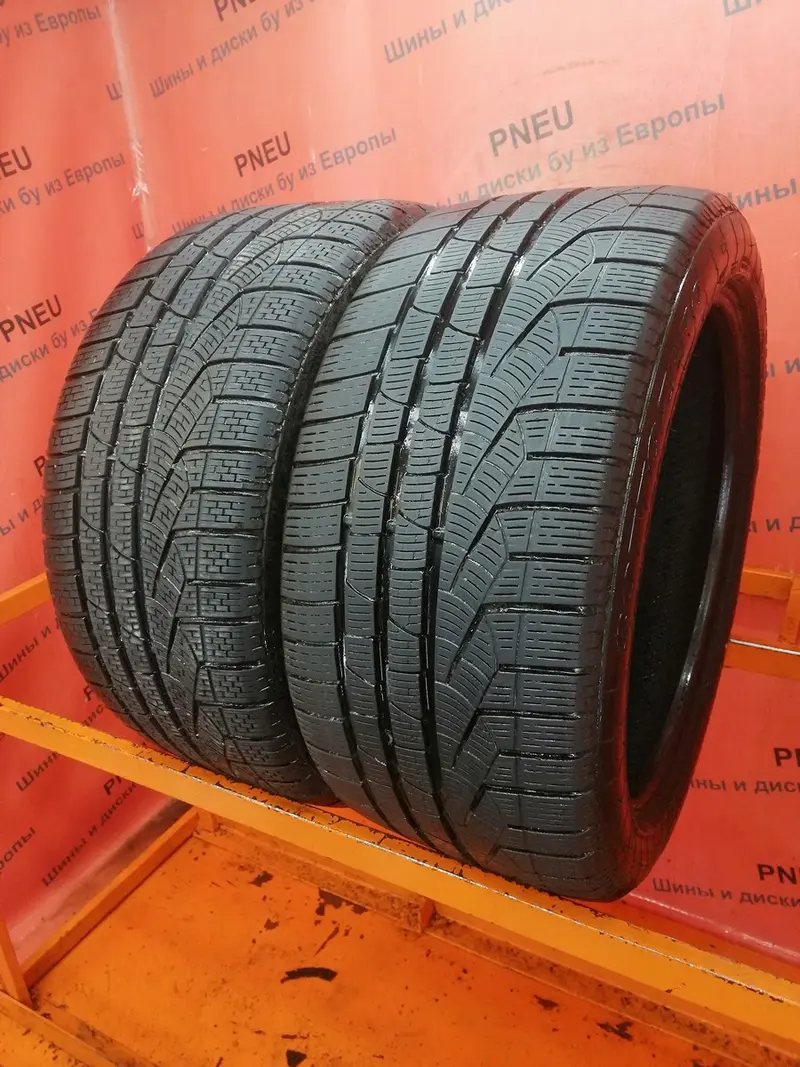 Пара б/у шин 255/40 R18 Pirelli Winter 240 Sottozero 2