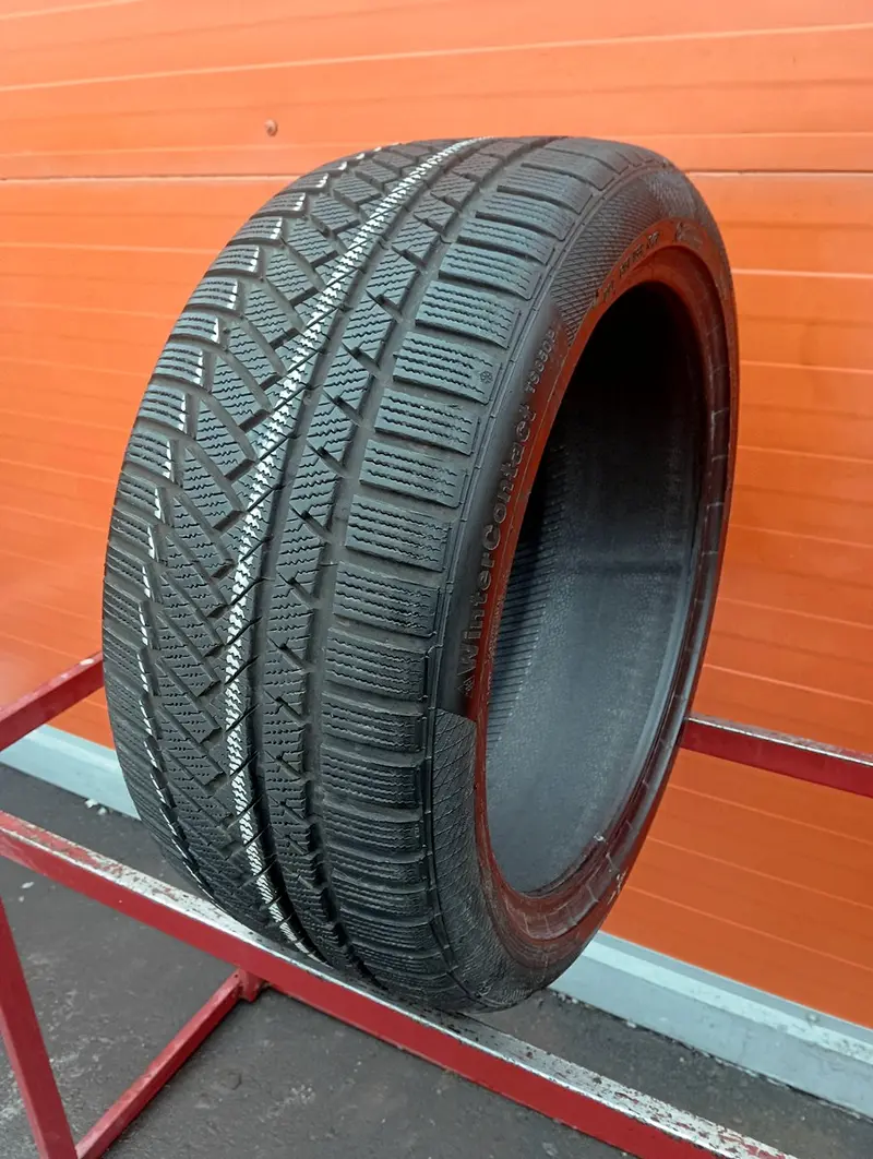 Б/у шина 255/40 R19 Continental ContiWinterContact TS 850 P