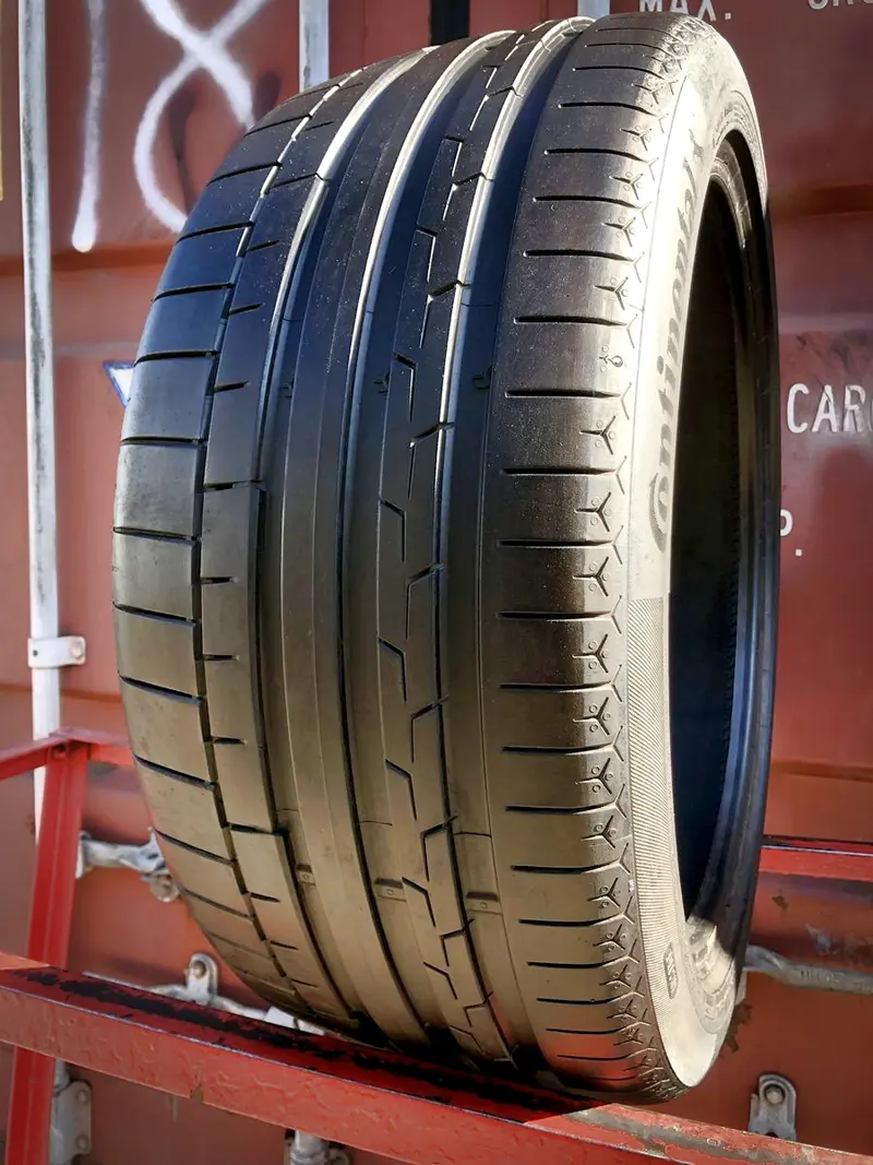 Б/у шина 255/40 R19 Continental SportContact 6
