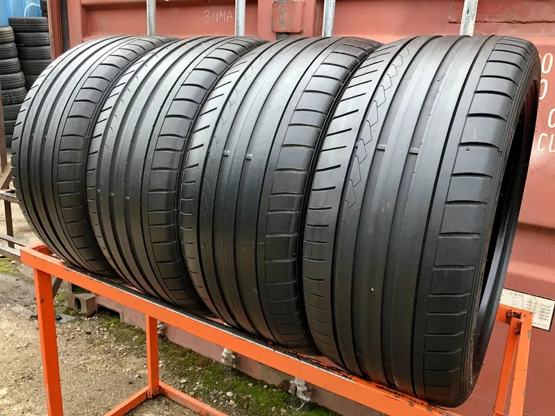 Комплект б/у шин 255/40 R19 Dunlop SP Sport Maxx GT