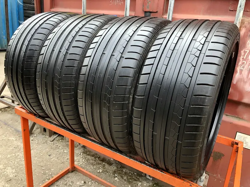 Комплект б/у шин 255/40 R19 Dunlop SP Sport Maxx GT