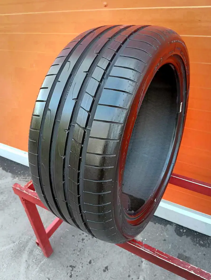 Б/у шина 255/40 R19 Dunlop SP Sport Maxx RT 2