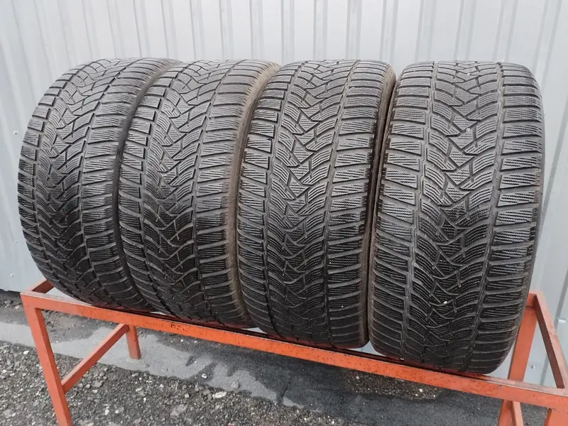 Комплект б/у шин 255/40 R19 Dunlop Winter Sport 5