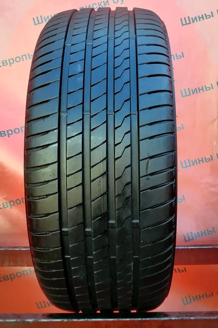 Б/у шина 255/40 R19 Firestone Roadhawk, фото 1