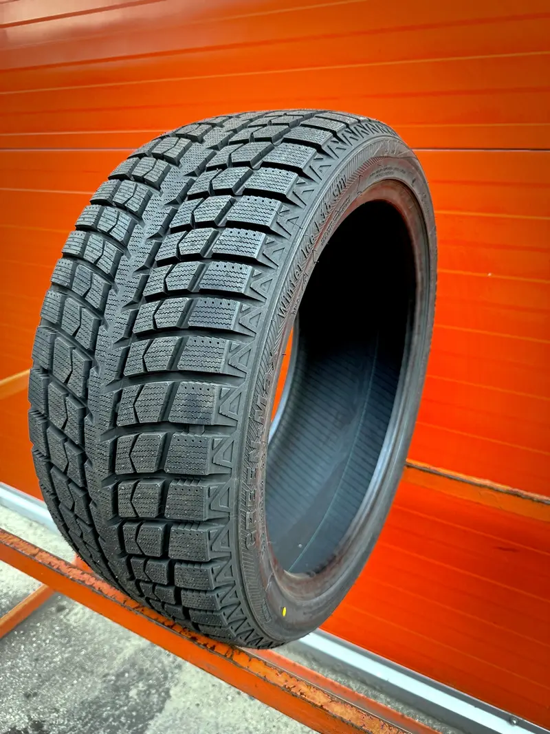 Новая шина 255/40 R19 LingLong Green-Max Winter Ice I-15 SUV