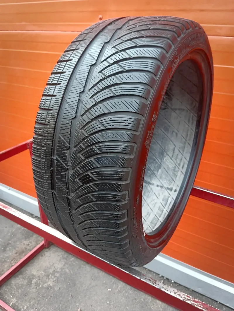 Б/у шина 255/40 R19 Michelin Pilot Alpin PA 4