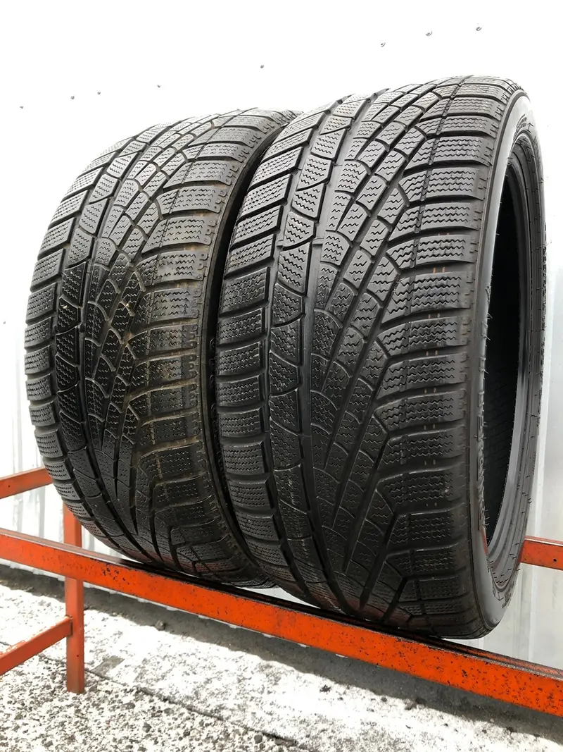Пара б/у шин 255/40 R19 Pirelli Winter 240 Sottozero