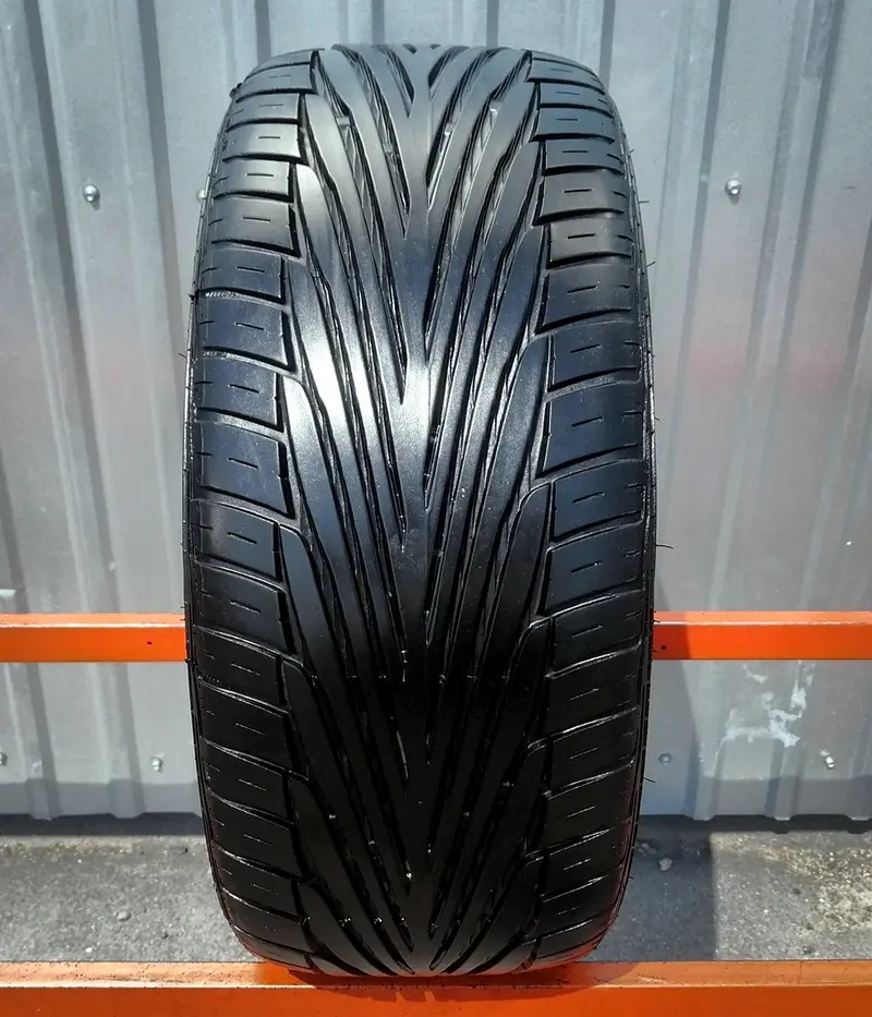 Б/у шина 255/40 R19 Uniroyal Rain Sport 2