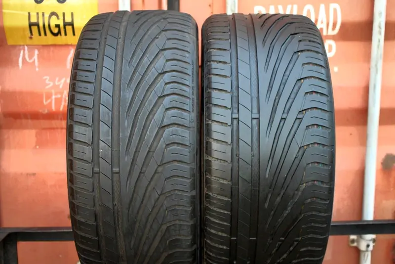 Пара б/у шин 255/40 R19 Uniroyal Rain Sport 3