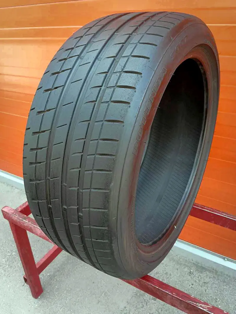 Б/у шина 255/40 R20 Bridgestone Potenza S007