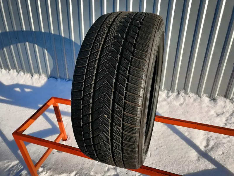 Б/у шина 255/40 R20 Gripmax Sure Grip ProWin