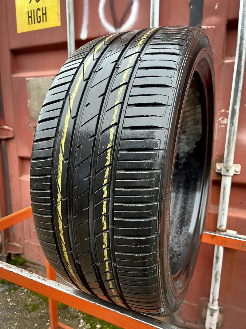 Б/у шина 255/40 R20 Hankook Ventus S1evo 2 SUV K117 A
