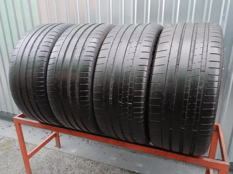 Комплект б/у шин 255/40 R20 Michelin Pilot Super Sport