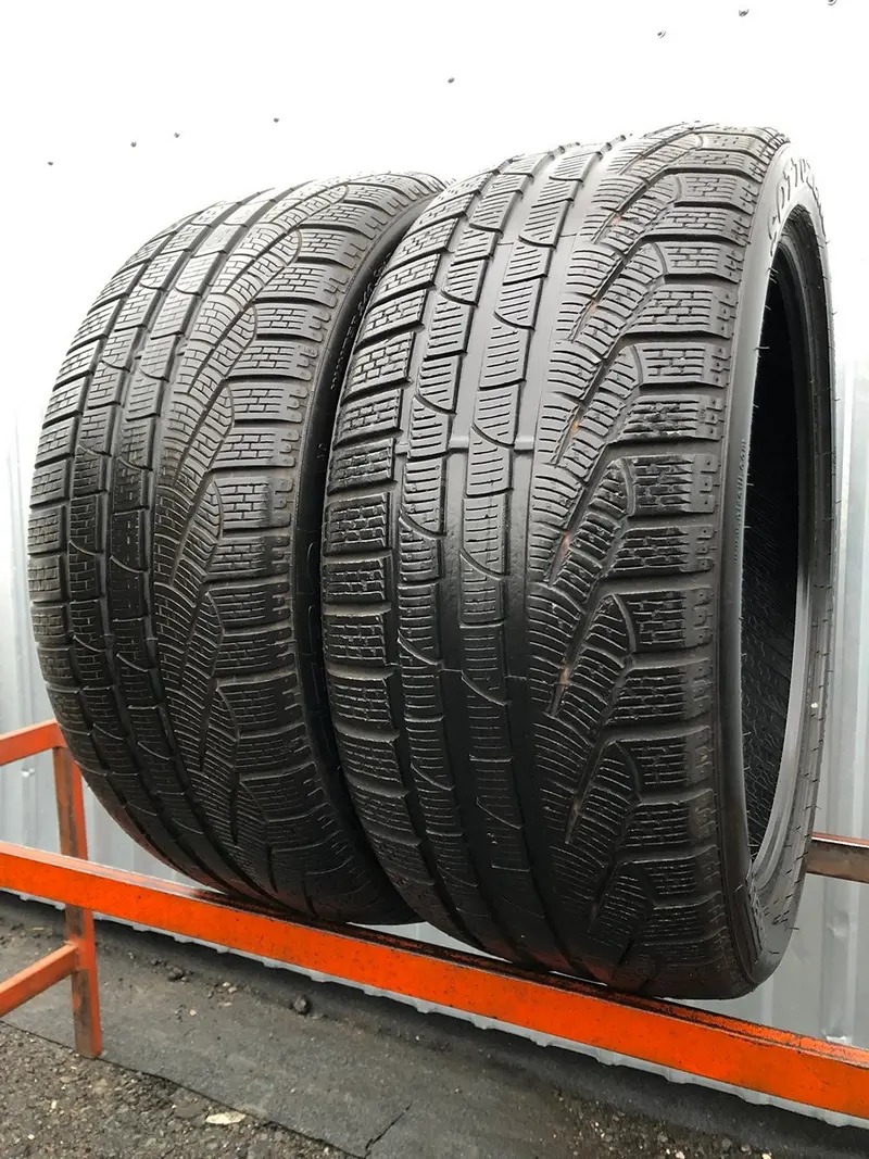 Пара б/у шин 255/40 R20 Pirelli Winter 240 Sottozero 2