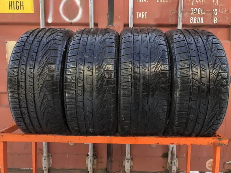Комплект б/у шин 255/40 R20 Pirelli Winter 240 Sottozero 2, фото 1