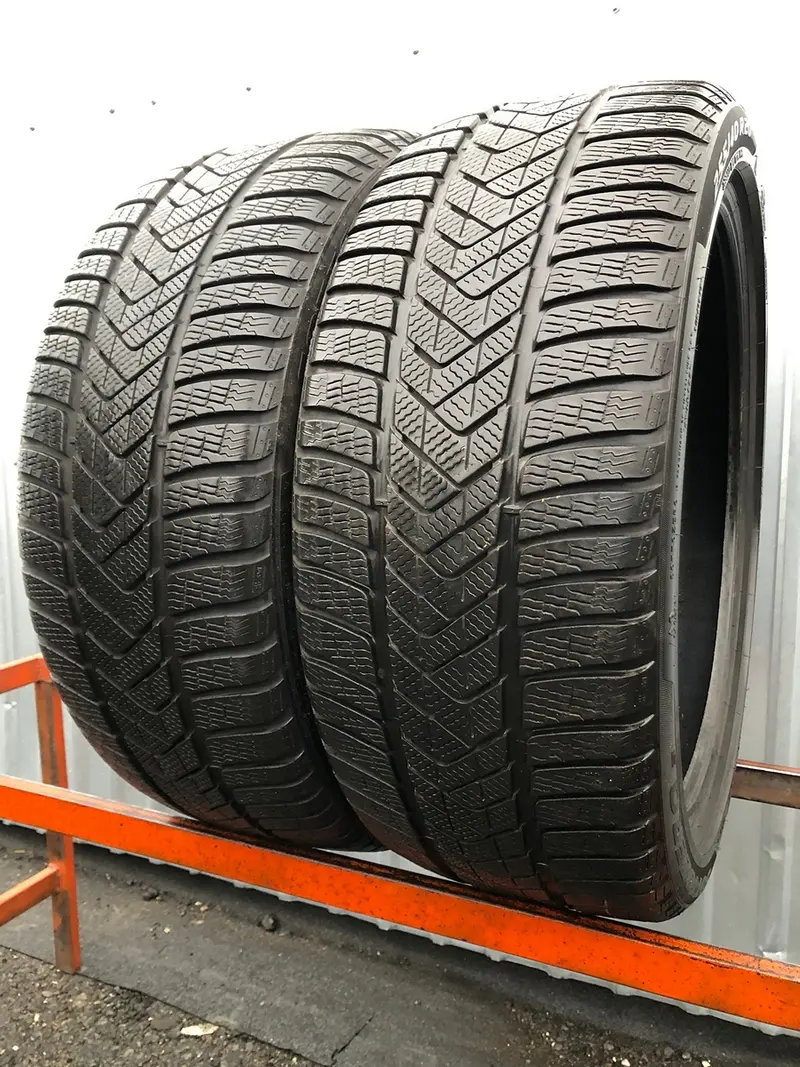 Пара б/у шин 255/40 R20 Pirelli Winter Sottozero 3