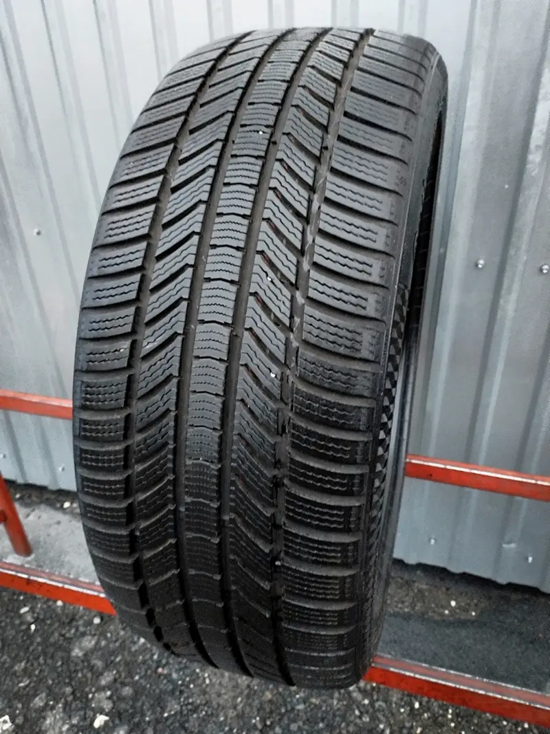 Б/у шина 255/40 R21 Continental ContiWinterContact TS 870 P