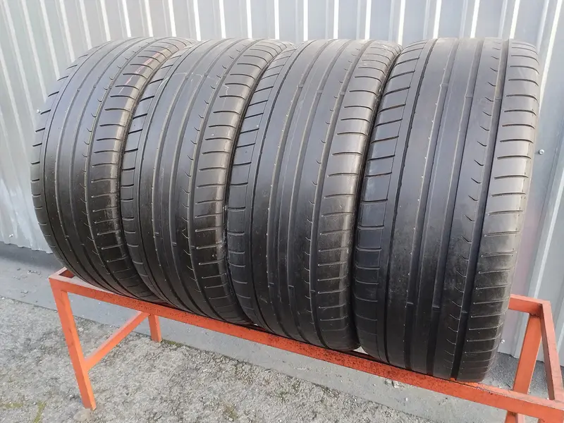 Комплект б/у шин 255/40 R21 Dunlop SP Sport Maxx GT