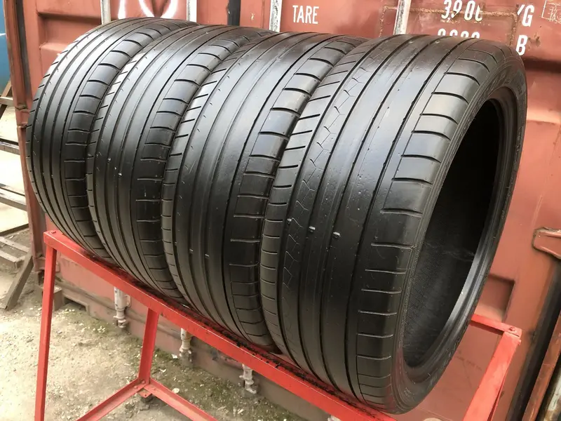 Комплект б/у шин 255/40 R21 Dunlop SP Sport Maxx GT