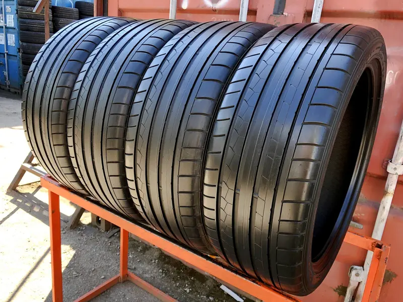 Комплект б/у шин 255/40 R21 Dunlop SP Sport Maxx GT