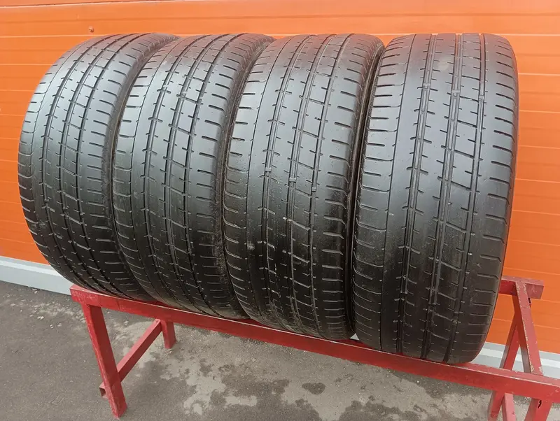 Комплект б/у шин 255/40 R21 Pirelli P Zero