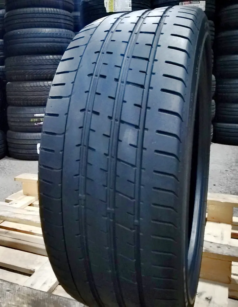 Б/у шина 255/40 R21 Pirelli P Zero
