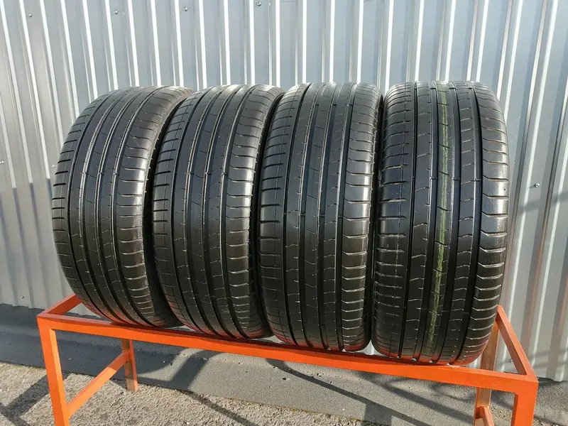Комплект б/у шин 255/40 R21 Pirelli P Zero PZ4, фото 1