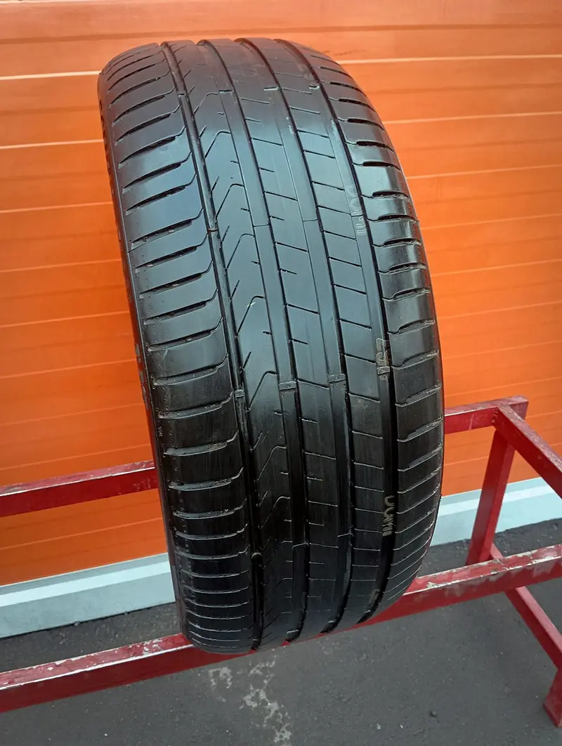 Б/у шина 255/40 R21 Pirelli Scorpion