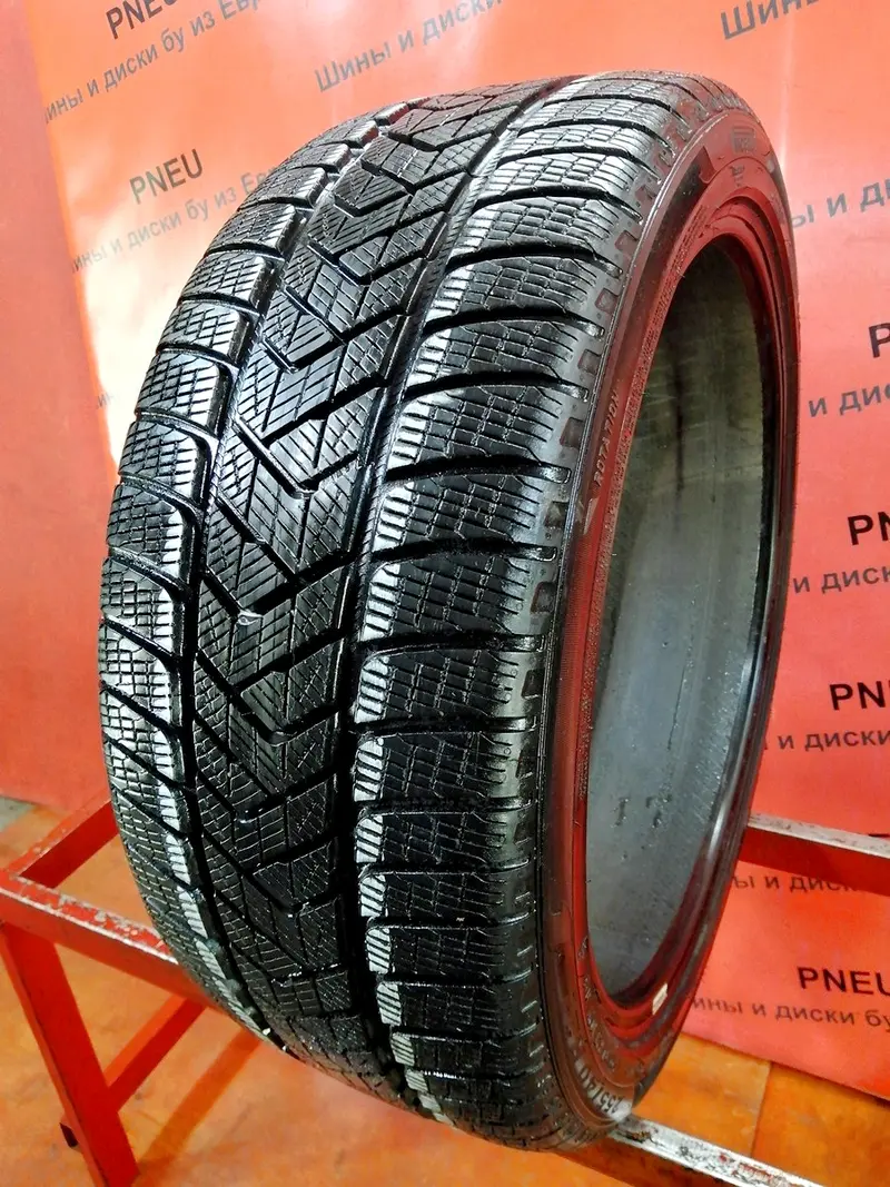 Б/у шина 255/40 R21 Pirelli Scorpion Winter