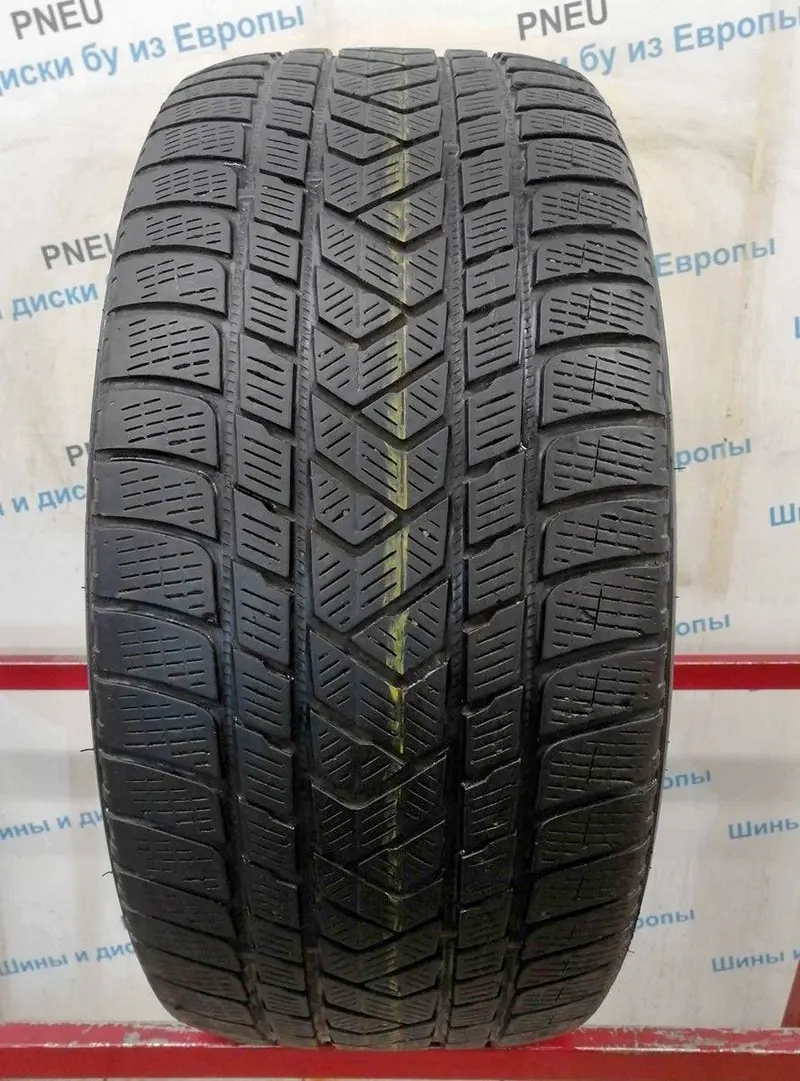Б/у шина 255/40 R22 Pirelli Scorpion Winter