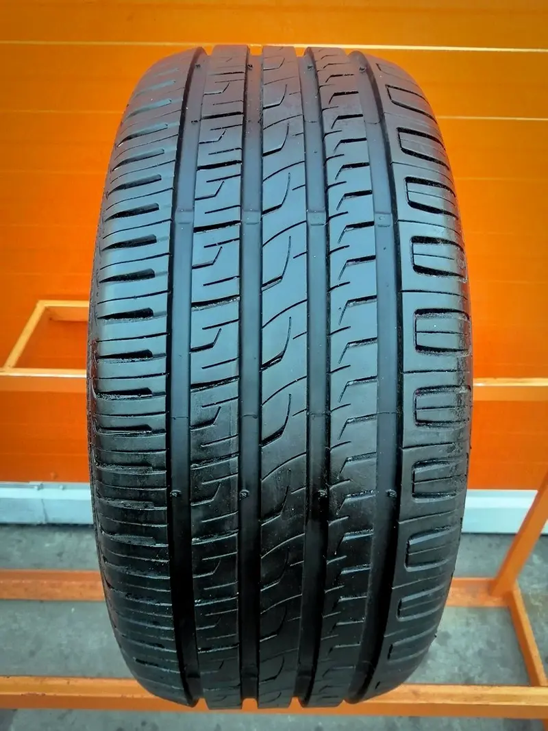 Б/у шина 255/45 R18 Barum Bravuris 3HM