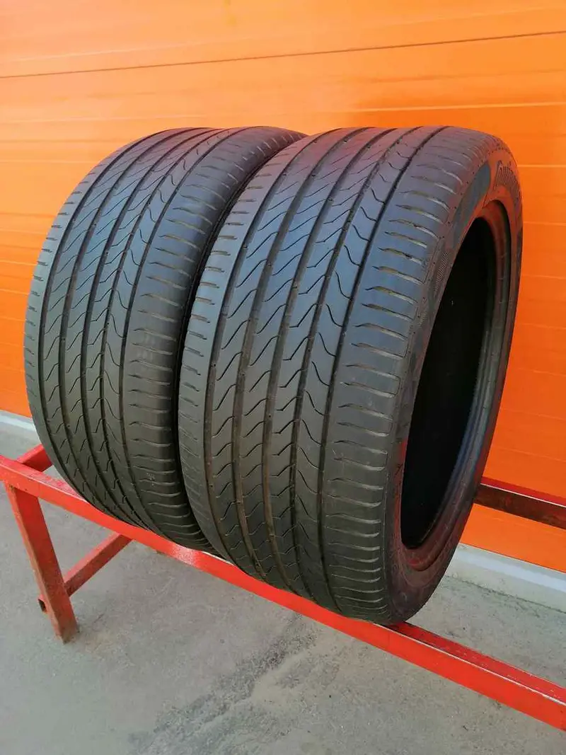 Пара б/у шин 255/45 R18 Continental UltraContact UC6