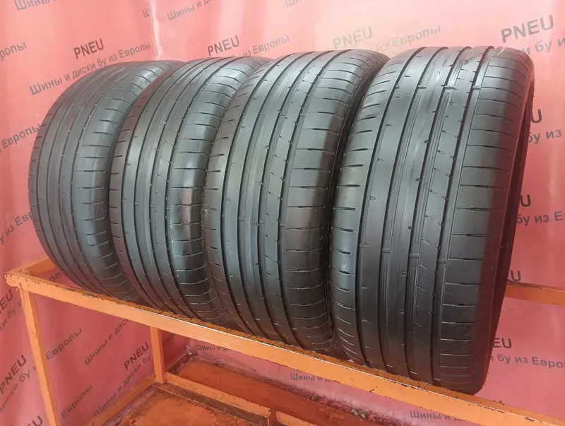 Комплект б/у шин 255/45 R18 Dunlop SP Sport Maxx RT 2