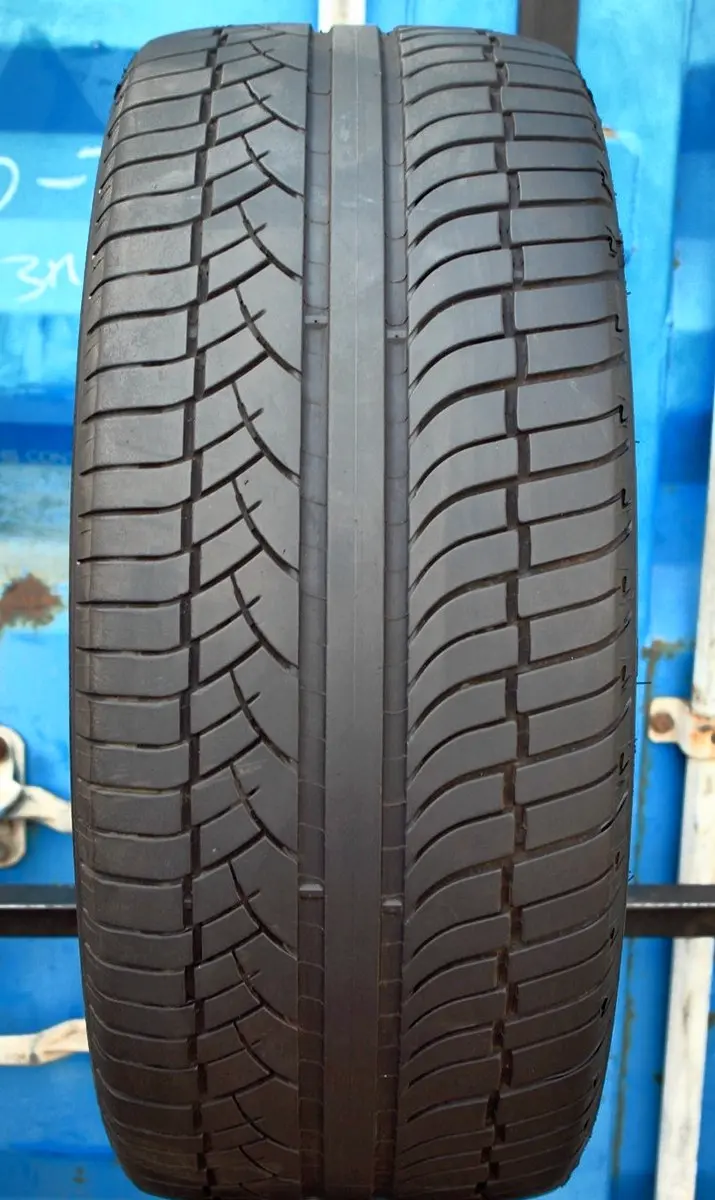 Б/у шина 255/45 R18 Michelin 4X4 Diamaris