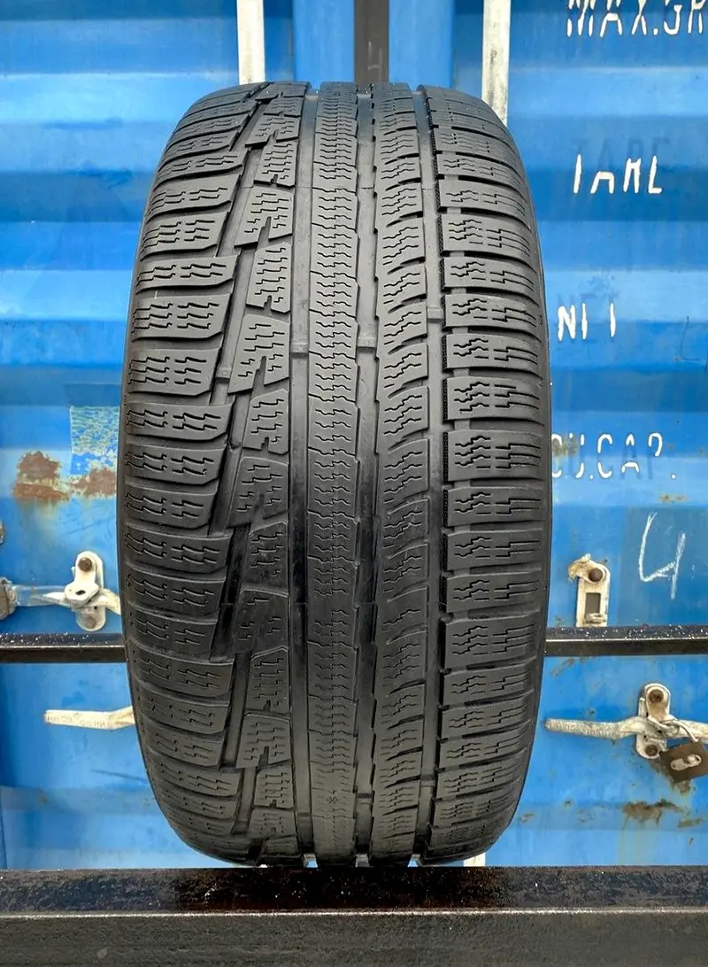 Б/у шина 255/45 R18 Nokian WR A3