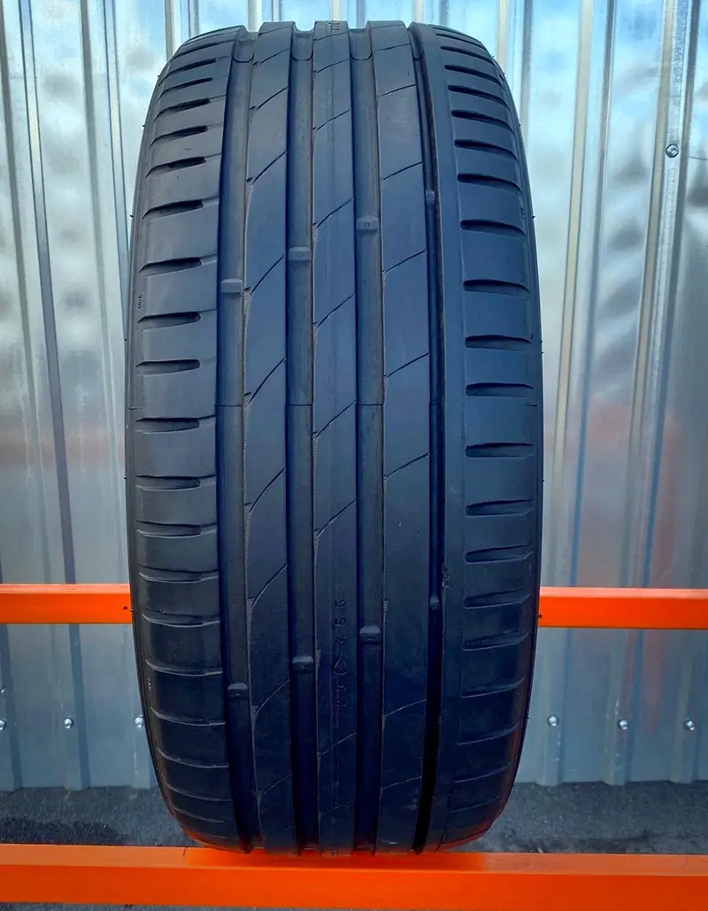 Б/у шина 255/45 R18 Nokian Z G2