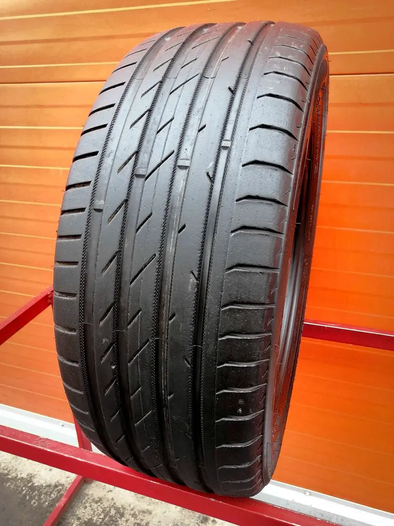 Б/у шина 255/45 R18 Nokian zLine