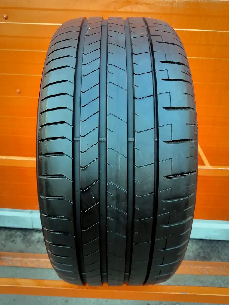 Б/у шина 255/45 R18 Pirelli P Zero PZ4