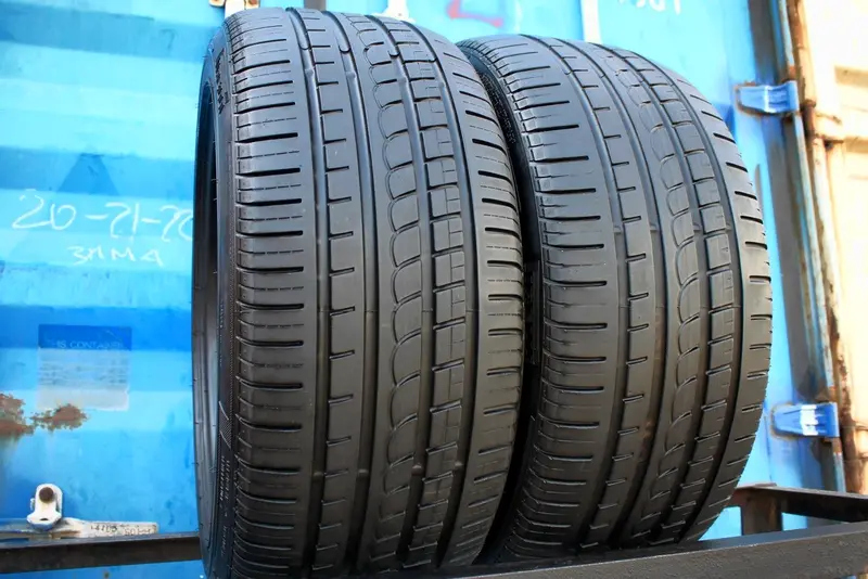 Пара б/у шин 255/45 R18 Pirelli P Zero Rosso