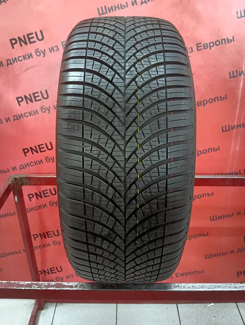 Б/у шина 255/45 R19 Goodyear Vector 4Seasons Gen-3