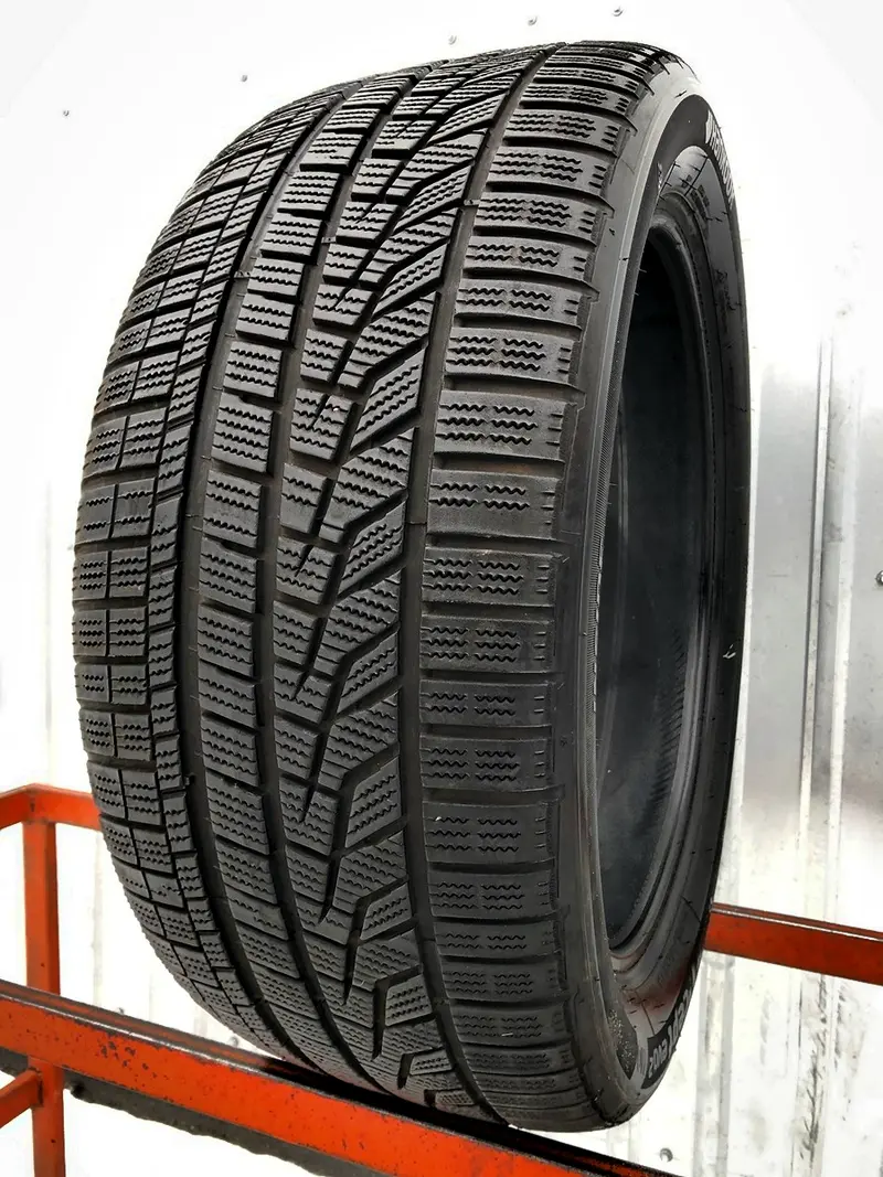 Б/у шина 255/45 R19 Hankook Winter I Cept Evo2 W320 MO