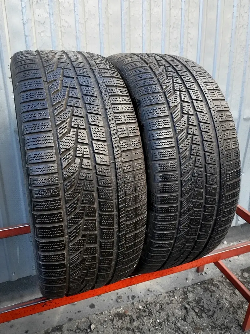 Пара б/у шин 255/45 R19 Hankook Winter I Cept Evo2 W320 RunFlat, фото 1