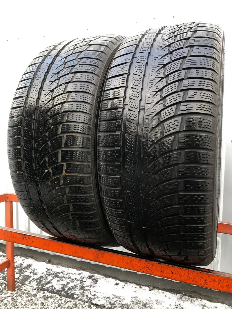 Пара б/у шин 255/45 R19 Nokian WR A4