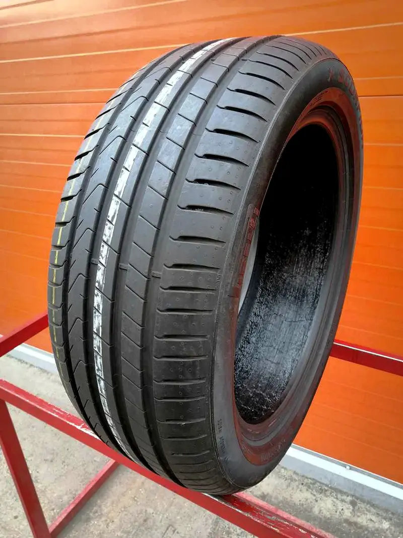 Б/у шина 255/45 R19 Pirelli Scorpion